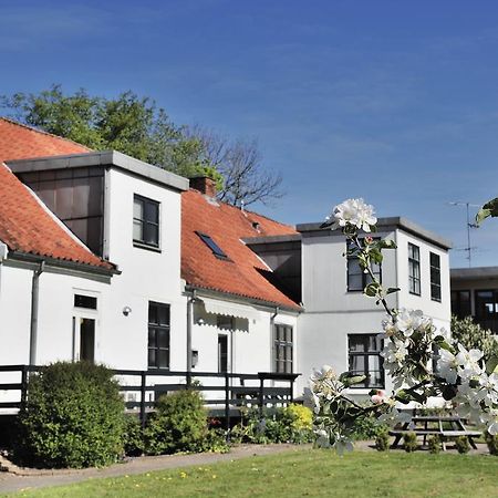 Provstegarden Bed & Breakfast Hovedgard Bagian luar foto